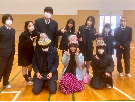 優勝クラス(体育館が寒いので、防寒具の着用を許可しています)